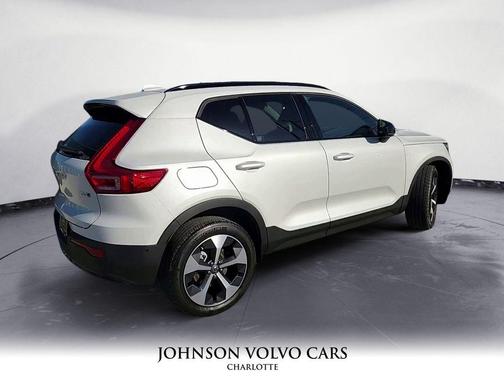 2026 Volvo XC40 B5 Plus