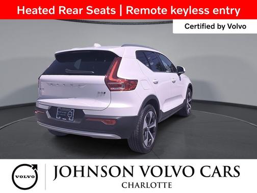 Crystal White Pearl 2025 Volvo XC40 B5 Plus Bright Theme