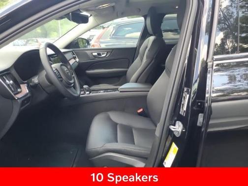 2024 Volvo V60 Cross Country B5 Plus