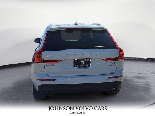 2020 Volvo XC60 T6 Momentum