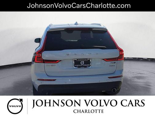 2020 Volvo XC60 T6 Momentum