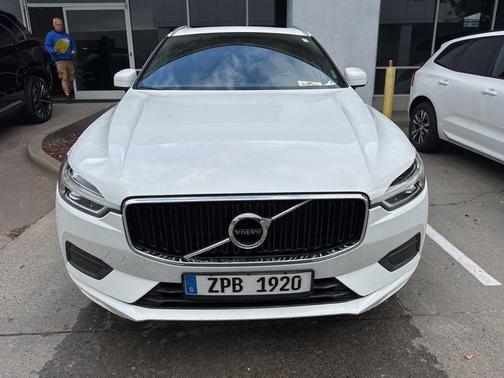 2020 Volvo XC60 T6 Momentum