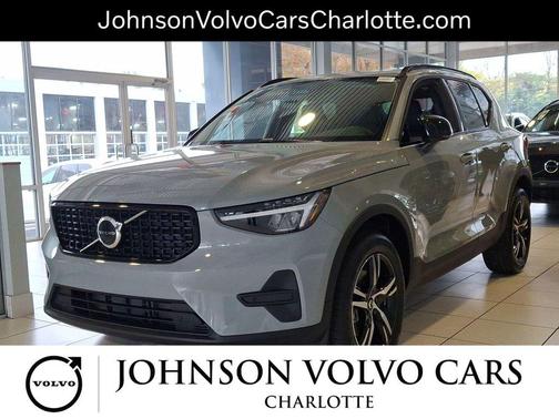 2026 Volvo XC40 B5 Core
