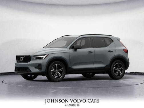 2026 Volvo XC40 B5 Core