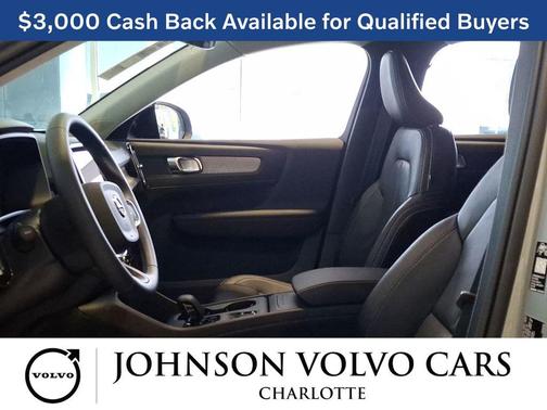 2026 Volvo XC40 B5 Core