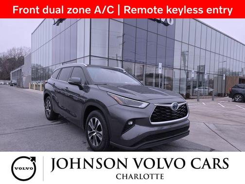 2022 Toyota Highlander Hybrid XLE