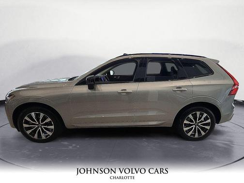 2025 Volvo XC60 Plus