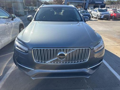 2018 Volvo XC90 T6 Inscription