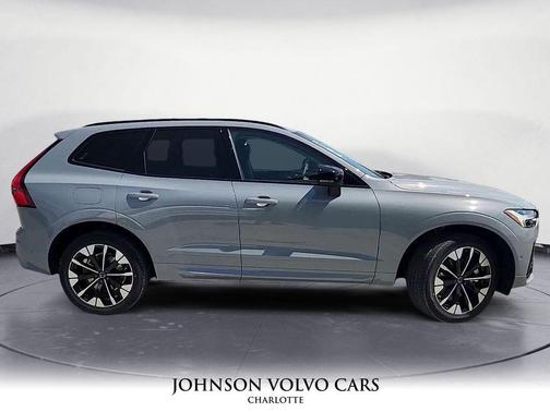 2026 Volvo XC60 Plug-In Hybrid T8 Plus