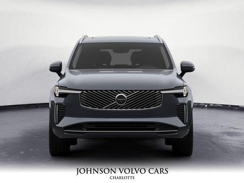 2025 Volvo XC90 B6 Plus 7-Seater