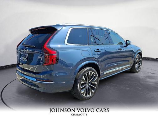 2025 Volvo XC90 B6 Plus 7-Seater