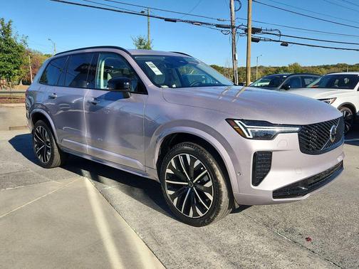 2026 Volvo XC90 B6 Ultra Dark Theme 7-Seater