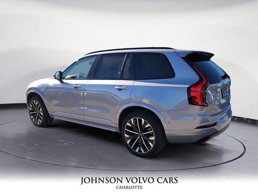 2026 Volvo XC90 B6 Ultra Dark Theme 7-Seater