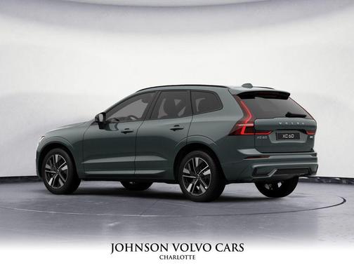 2026 Volvo XC60 B5 Plus