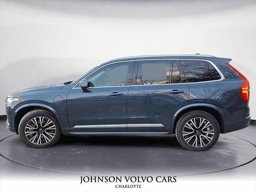 2025 Volvo XC90 Plug-In Hybrid Core