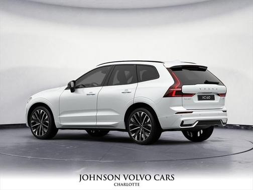 2026 Volvo XC60 B5 Ultra