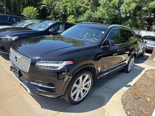 2019 Volvo XC90 T6 Inscription