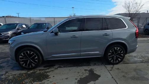 2026 Volvo XC90 B6 Plus 7-Seater