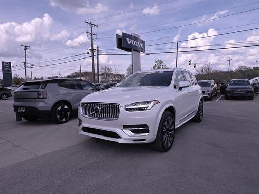 2022 Volvo XC90 Recharge Plug-In Hybrid T8 Inscription Expression 6 Passenger