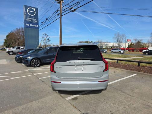 2026 Volvo XC90 Plug-In Hybrid T8 Plus 7-Seater