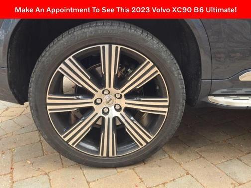2023 Volvo XC90 B6 Ultimate 7-Seater