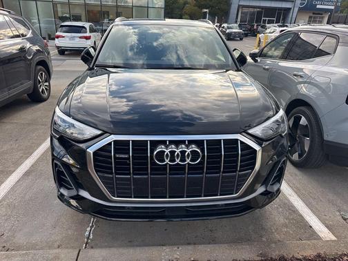 2021 Audi Q3 45 S line Premium