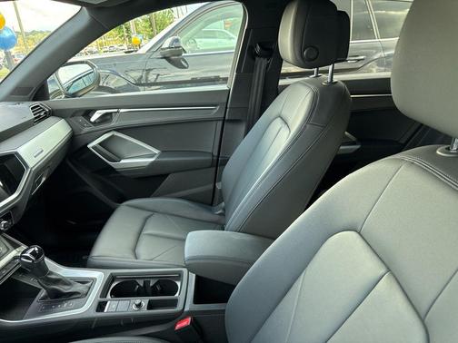 2021 Audi Q3 45 S line Premium