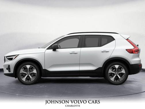 2026 Volvo XC40 B5 Plus