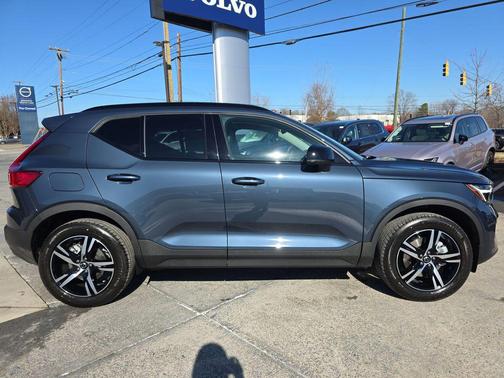 Denim Blue 2026 Volvo XC40 Core, B5 AWD Gas (mild hybrid), Dark
