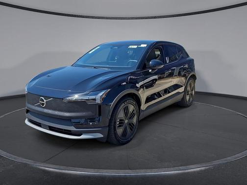 Onyx Black Metallic 2026 Volvo EX30 Cross Country Ultra, Twin Motor Performance, Fully electric