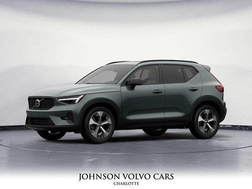 2026 Volvo XC40 B5 Plus