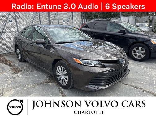 2019 Toyota Camry Hybrid SE