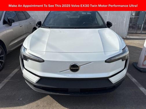 2025 Volvo EX30 Twin Motor Ultra