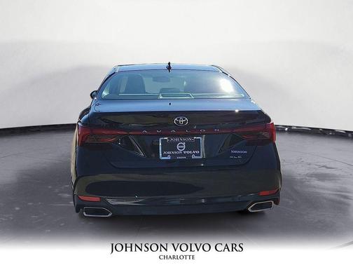 2019 Toyota Avalon XLE