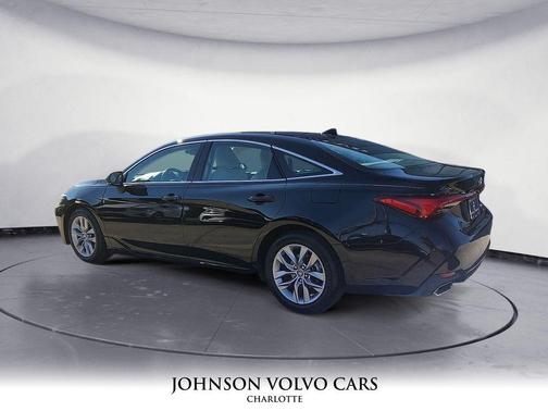 2019 Toyota Avalon XLE