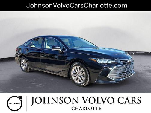 2019 Toyota Avalon XLE