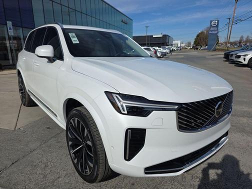 2026 Volvo XC90 B6 Ultra 7-Seater