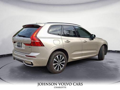 2025 Volvo XC60 Plus