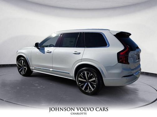 2026 Volvo XC90 B5 Core