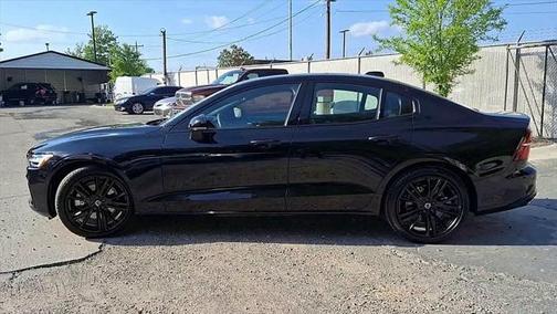 2024 Volvo S60 B5 Plus Black Edition