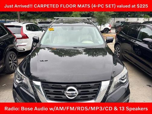 2017 Nissan Pathfinder SL