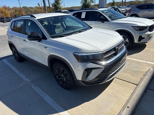 2022 Volkswagen Taos 1.5T S