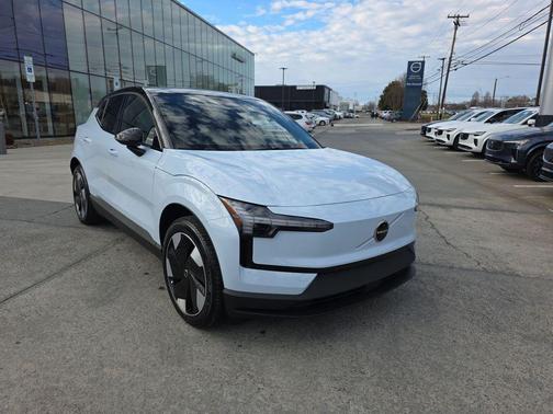 2026 Volvo EX30 Plus Twin Motor Performance, Fully electric