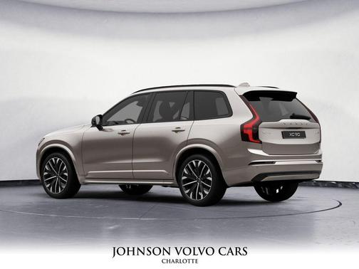 2026 Volvo XC90 B6 Ultra Dark Theme 7-Seater