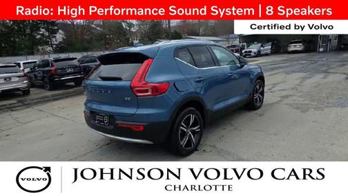2025 Volvo XC40 B5 Core Bright Theme