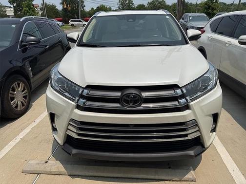 2019 Toyota Highlander Limited Platinum