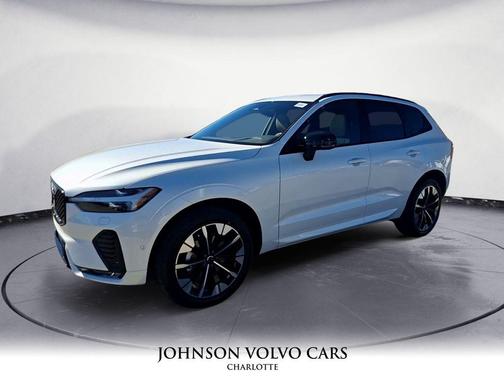 2026 Volvo XC60 B5 Plus