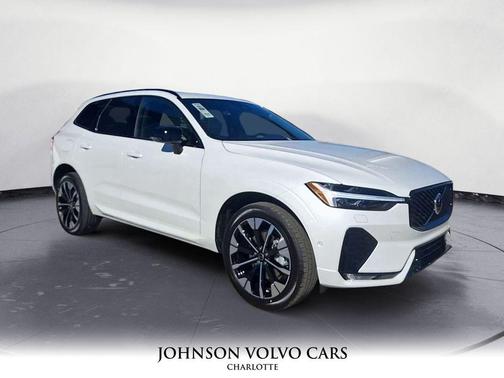 2026 Volvo XC60 B5 Plus