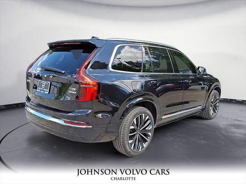 2025 Volvo XC90 Plug-In Hybrid T8 Plus 7-Seater