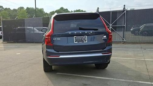2024 Volvo XC90 Recharge Plug-In Hybrid T8 Ultimate Bright Theme 7-Seater